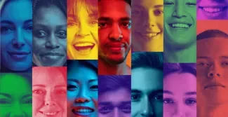 foto met verschillende gekleurde vlakjes, in elk vlakje is een gezicht van een mens te zien
