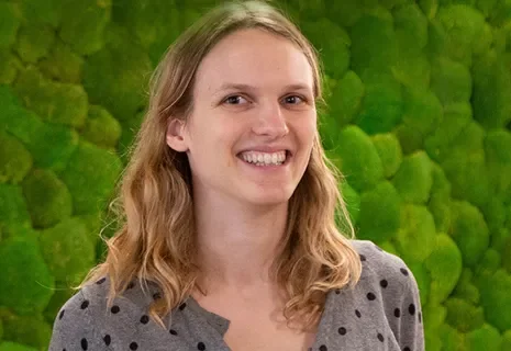 dr. Naomi Dorsman